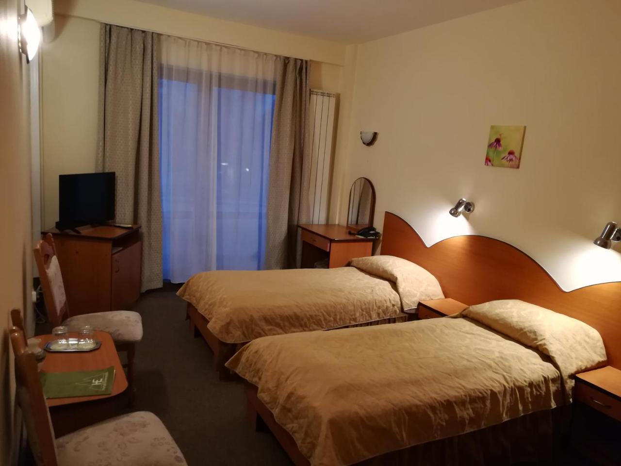 Hotel Everest Târgu-Mureş Εξωτερικό φωτογραφία