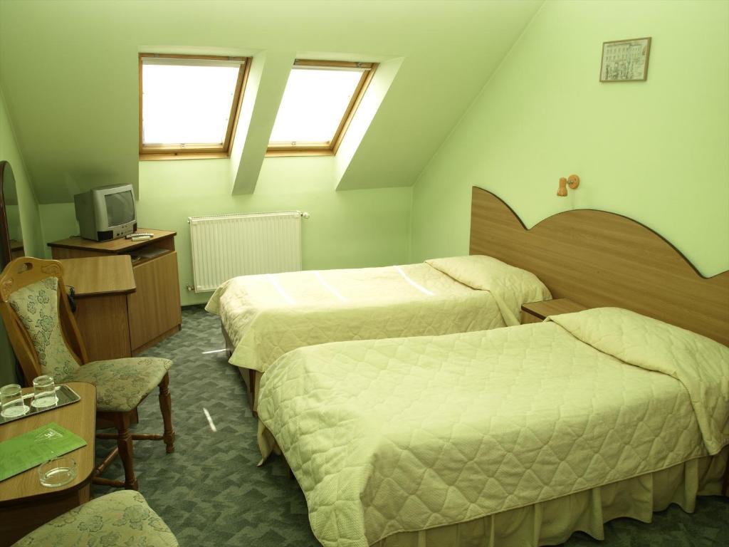 Hotel Everest Târgu-Mureş Δωμάτιο φωτογραφία